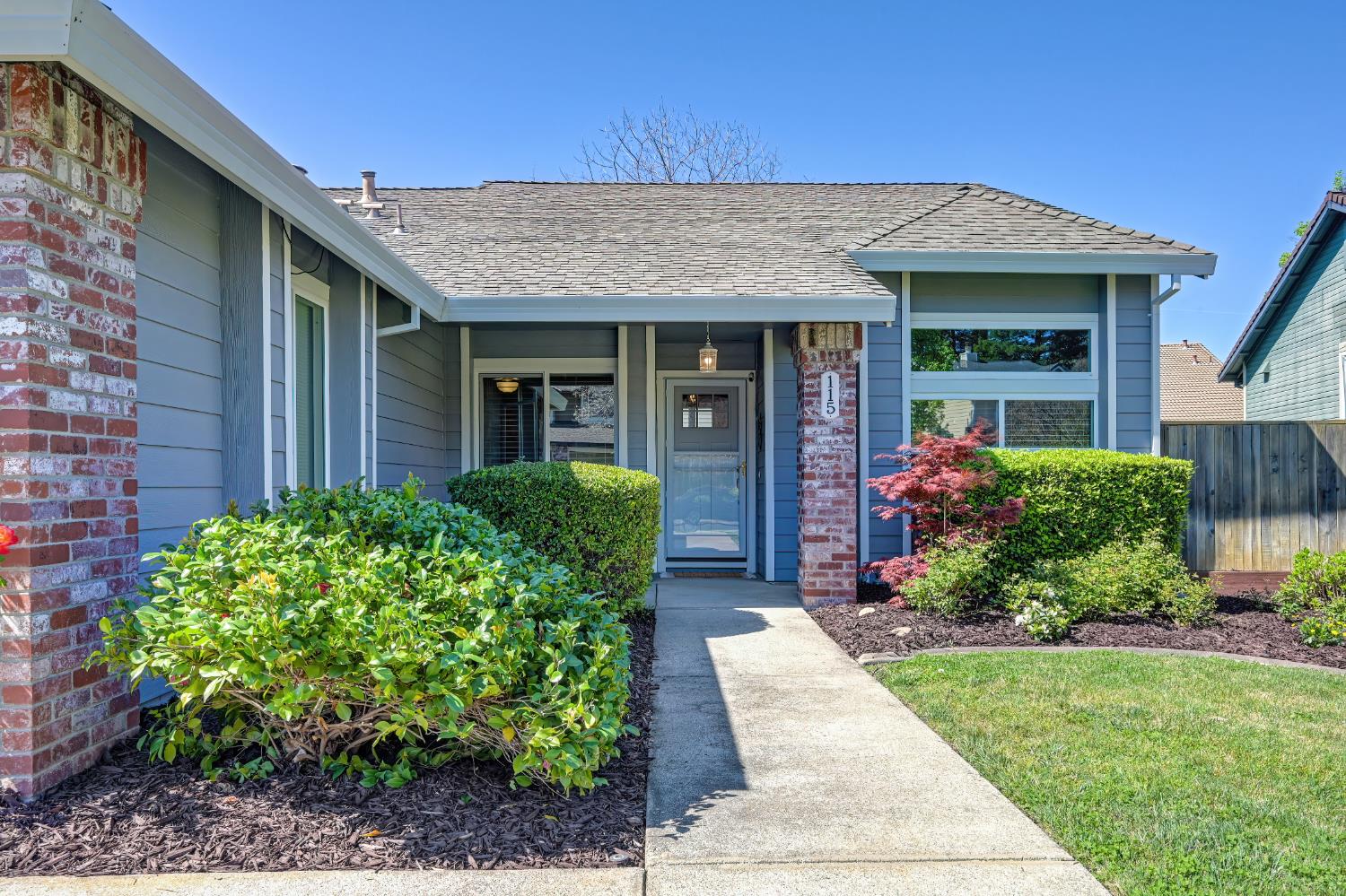 115 Chesterfield Way