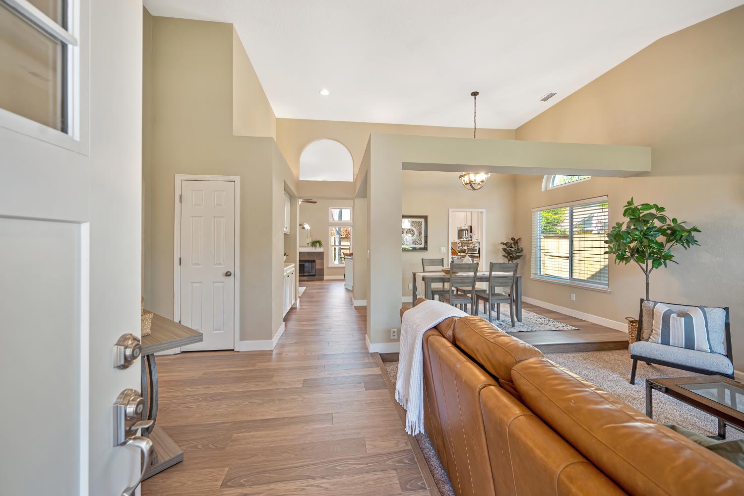 115 Chesterfield Way