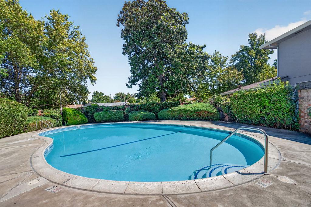 6244 Longford Drive 2