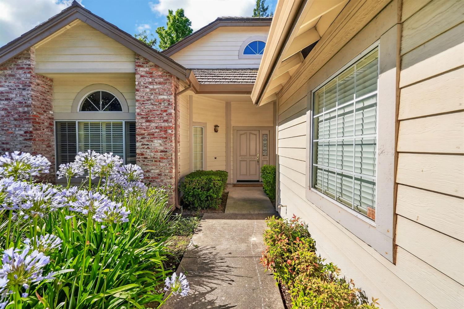 2721 Courtside Drive
