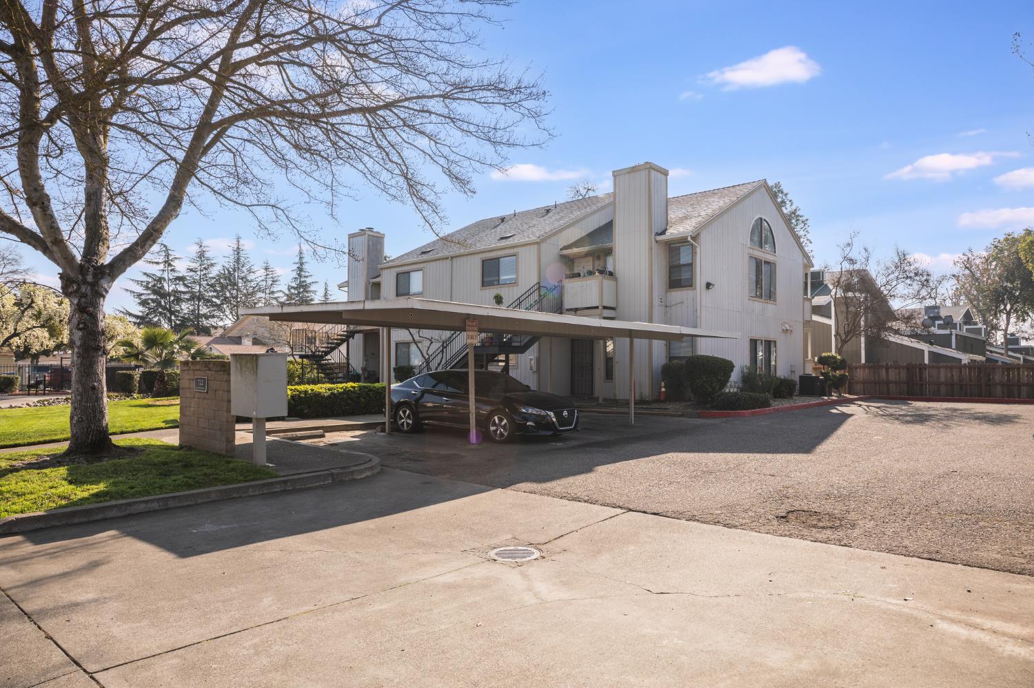 2424 Winchester Drive