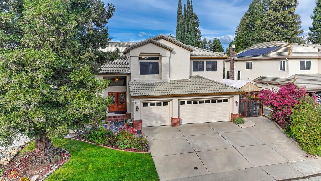 177 Dulverton Circle