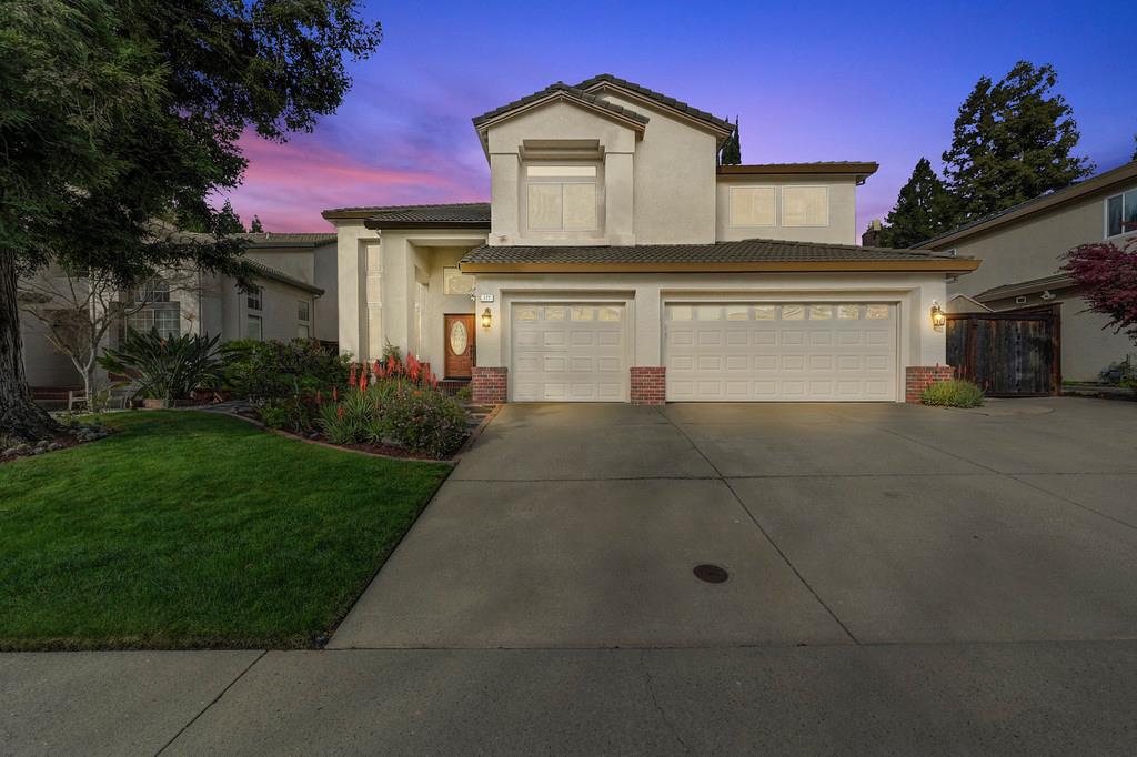 177 Dulverton Circle