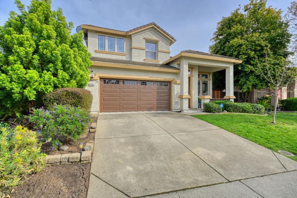 Photo of 2342 Canary Drive, Rocklin, CA 95765 (MLS # 226029228)