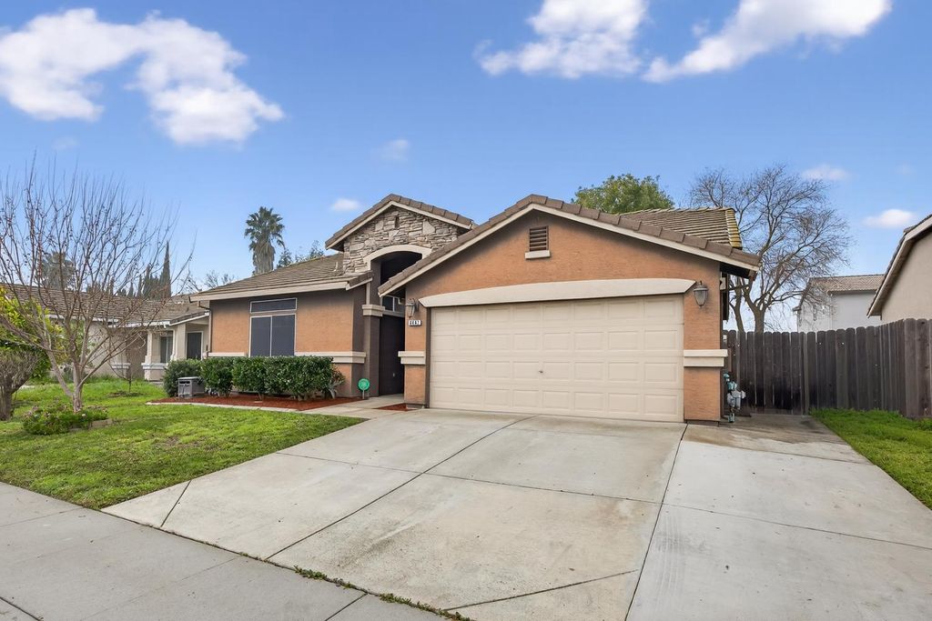 Photo of 8487 ZINNIA Way, Elk Grove, CA 95624 (MLS # 226006570)