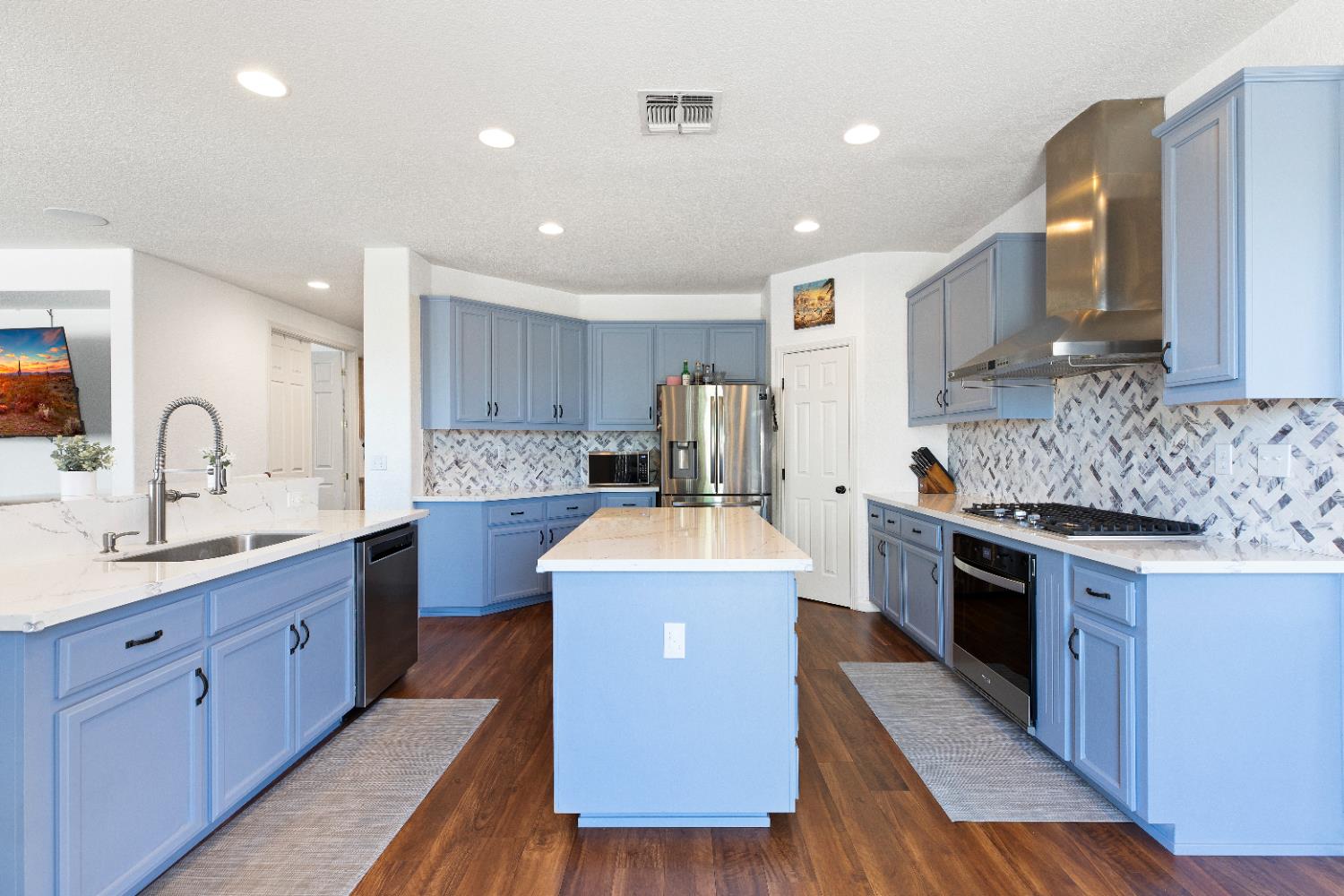 3408 Vancouver Drive