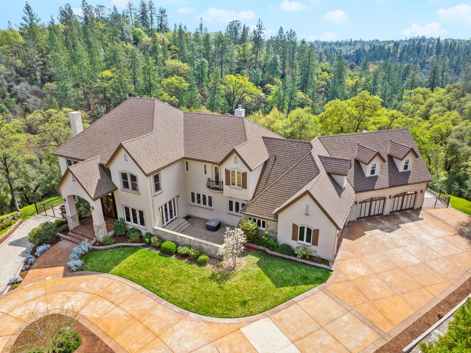 11275 Shadow Mountain Way