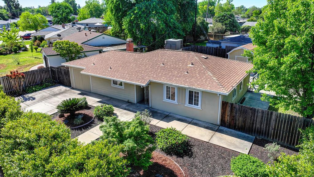 1513 Greenhills Road