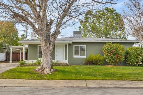 5200 61st Street, Sacramento, CA 95820 - #: 225020738