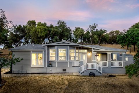 24090 Restive Way, Grass Valley, CA 95949 - MLS#: 225002112