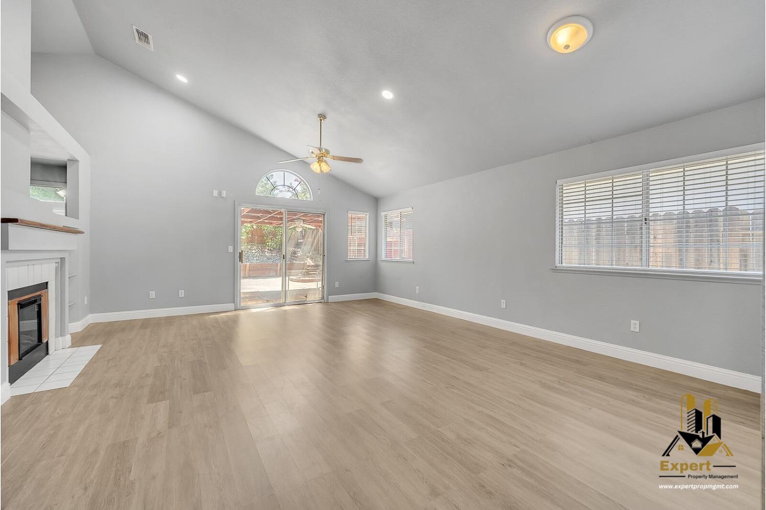 8449 Bramble Bush Circle