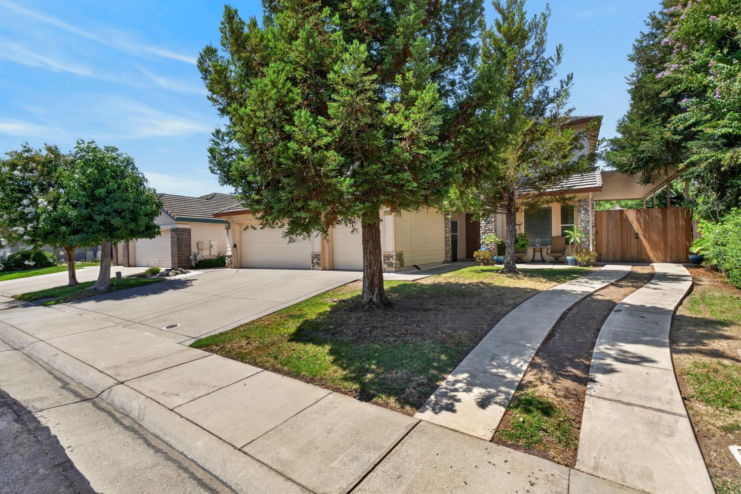 10236 Stathos Drive