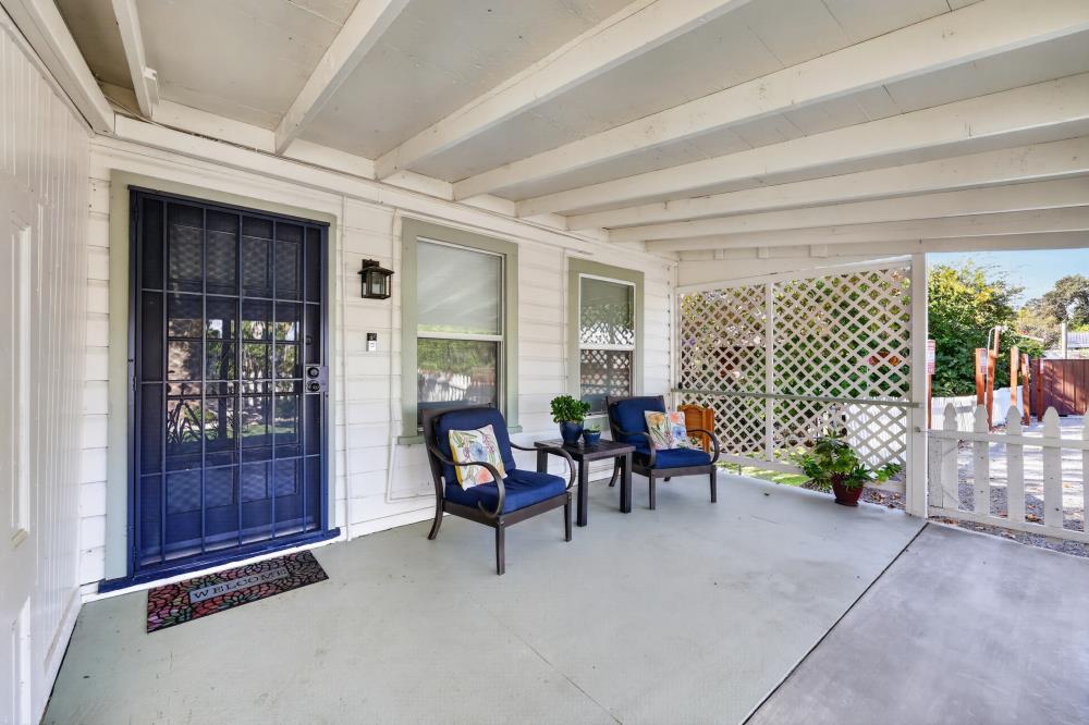 4107 Smallwood Lane