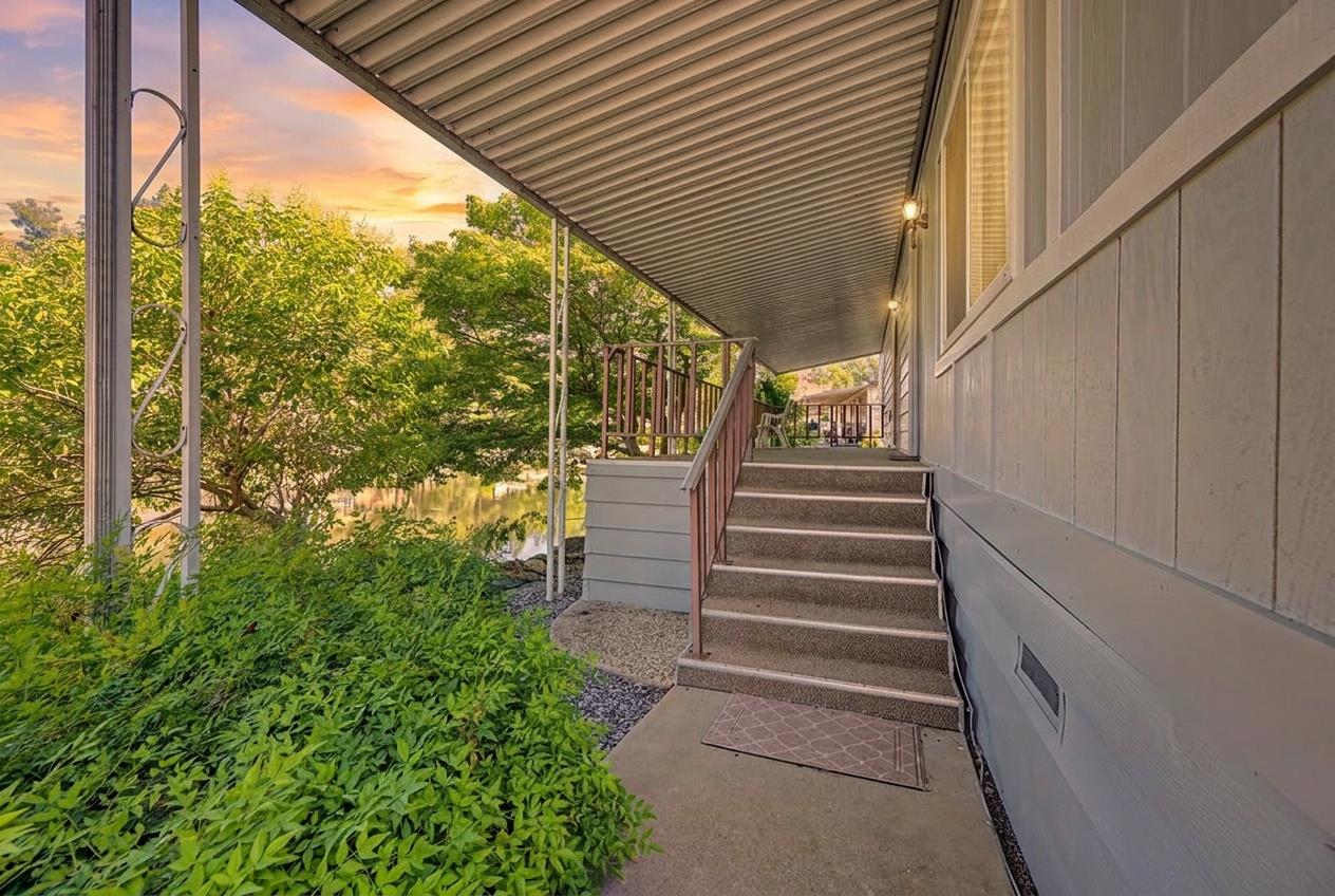 1860 Sunset Drive