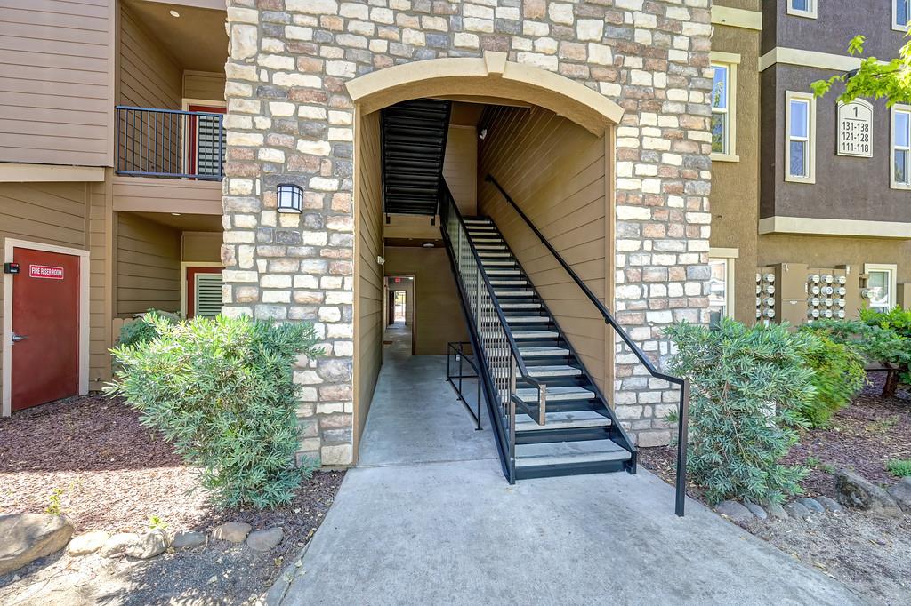 8434 Walerga Road 136