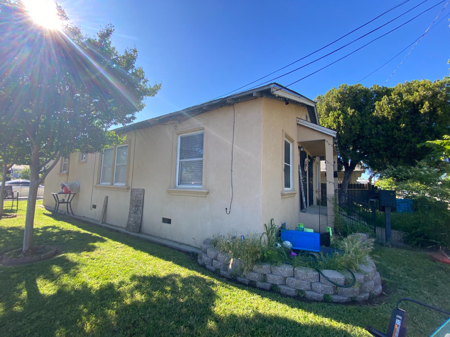 534 Hawthorne Street