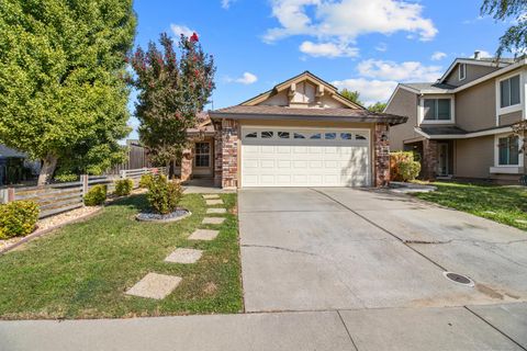 9357 Hoyleton Way Elk Grove CA 95758