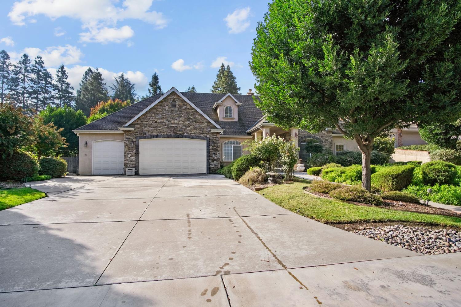 10218 Buckmeadows Drive