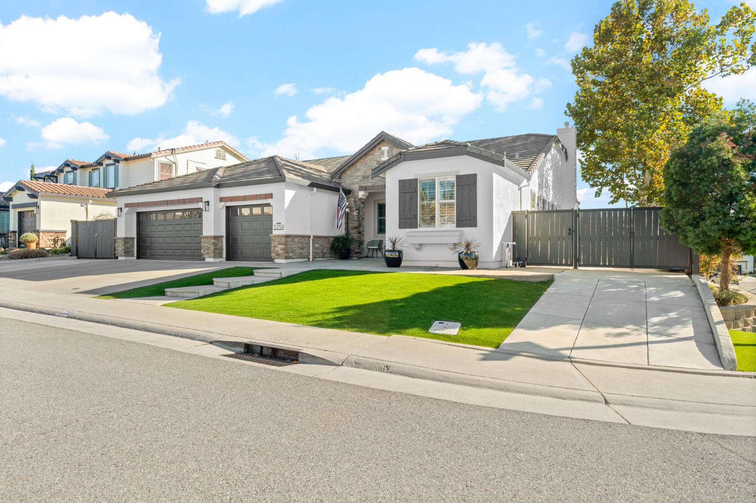 2259 Torc Mountain Lane