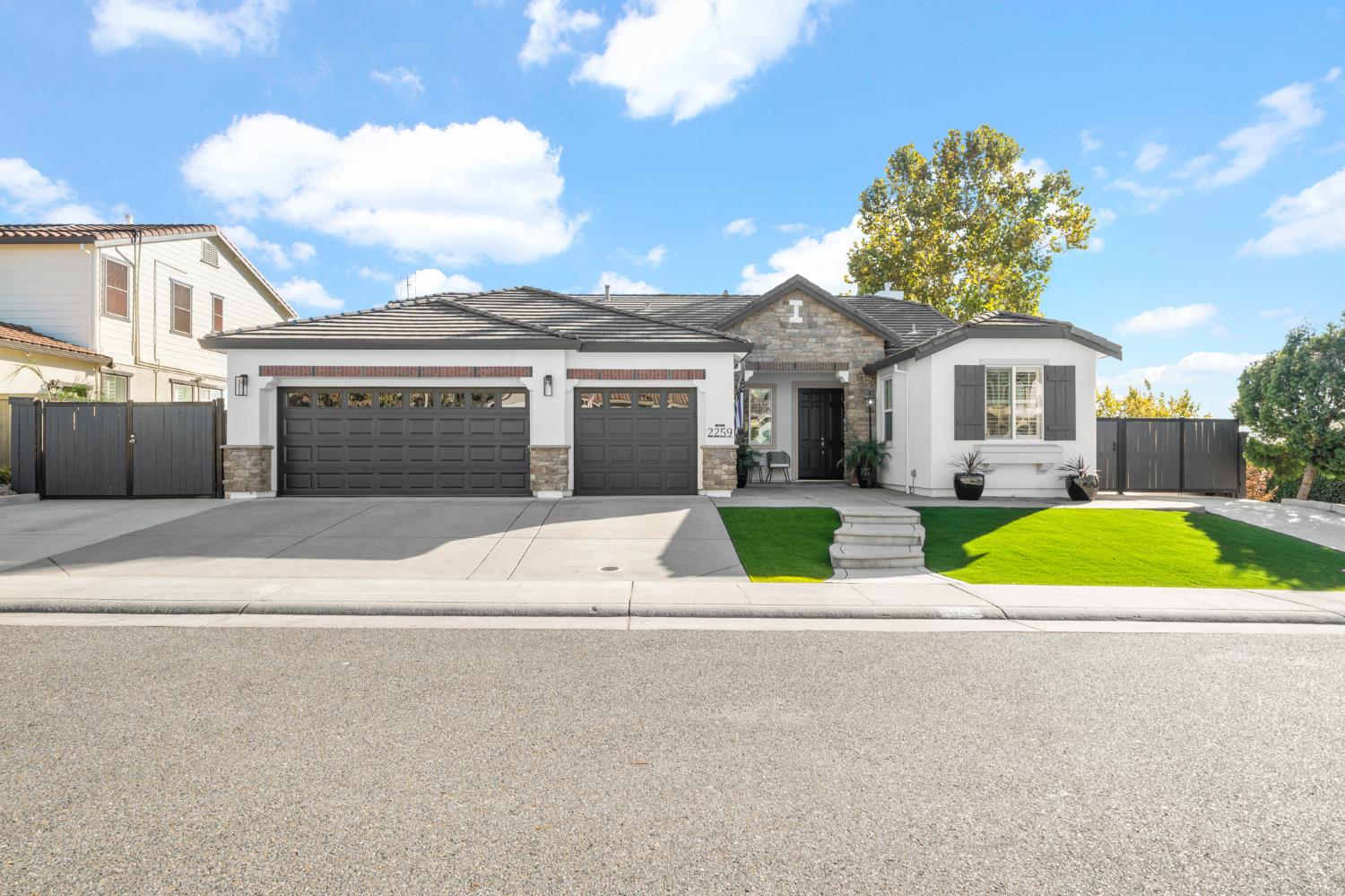 2259 Torc Mountain Lane
