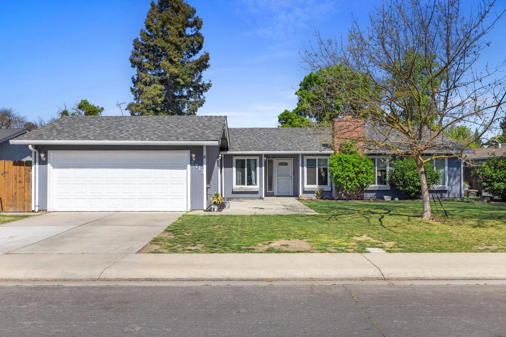 Photo of 2713 Dania Court, Modesto, CA 95358 (MLS # 226035362)