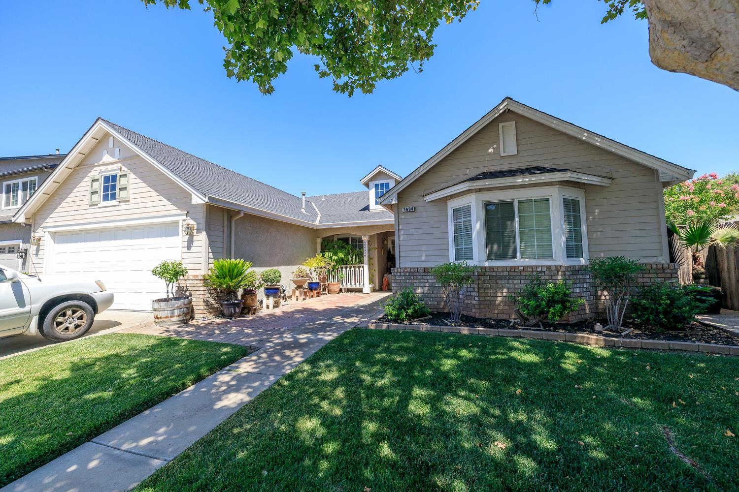 5608 Chancellor Way