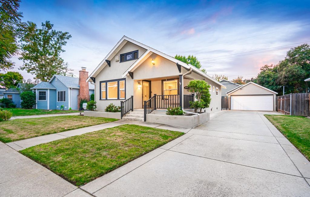 Photo of 5008 U Street, Sacramento, CA 95817 (MLS # 225141513)