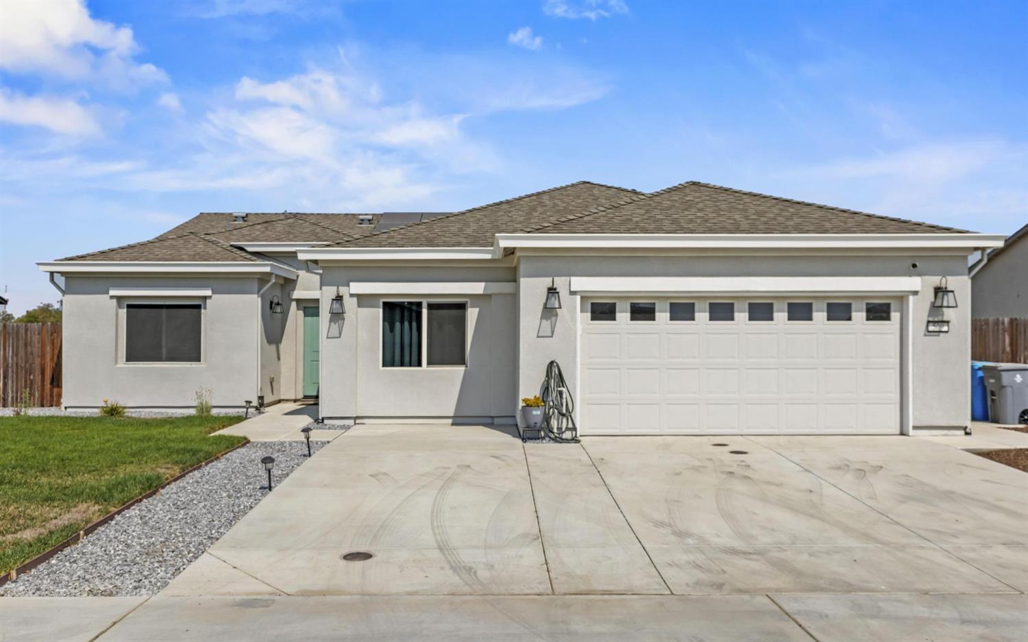 509 Voyager Court