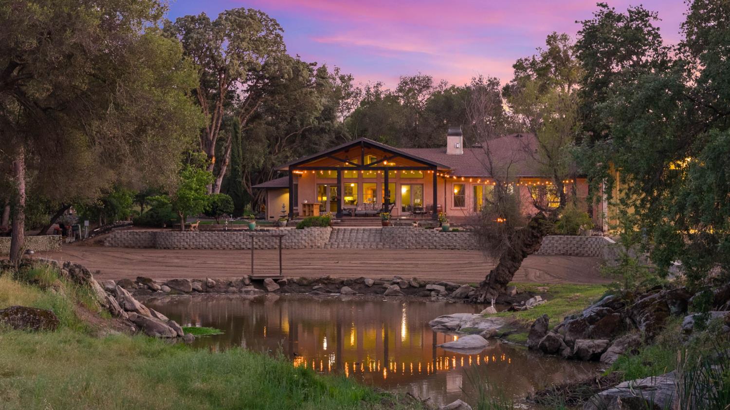 7021 Horseshoe Bar Road