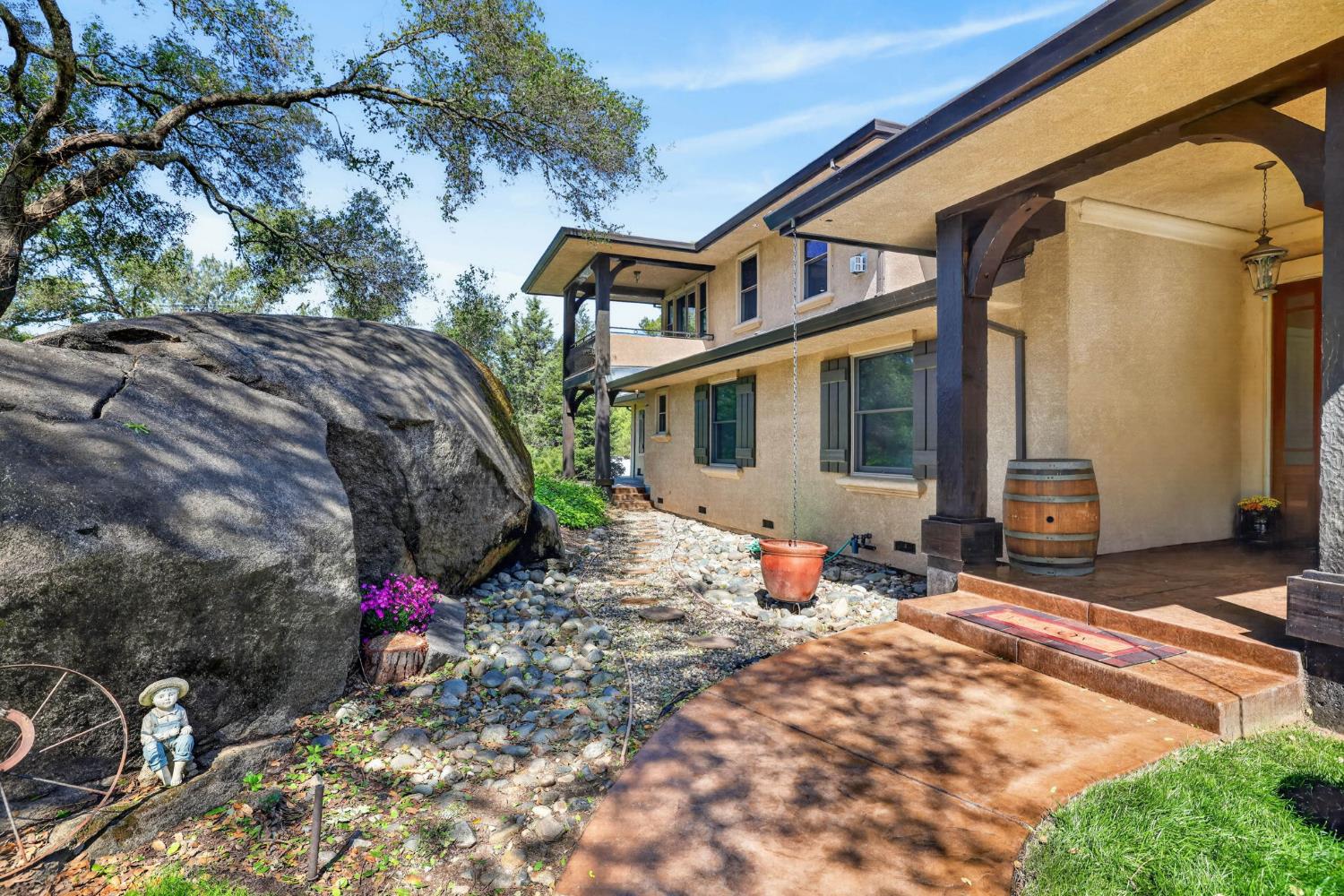 7021 Horseshoe Bar Road