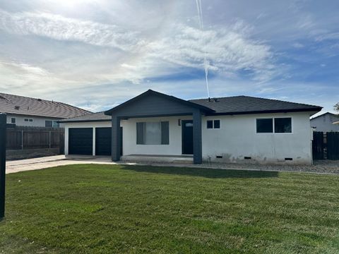 6237 Claus Riverbank CA 95367