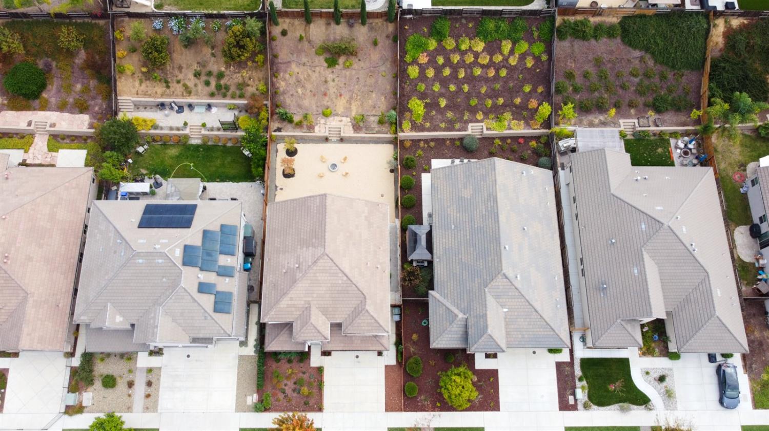 Hollister, California 95023, United States, 3 Bedrooms Bedrooms, ,3 BathroomsBathrooms,Residential,Active,249936