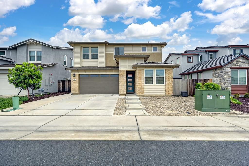 Photo of 993 Hopkins Street, Lincoln, CA 95648 (MLS # 226040036)