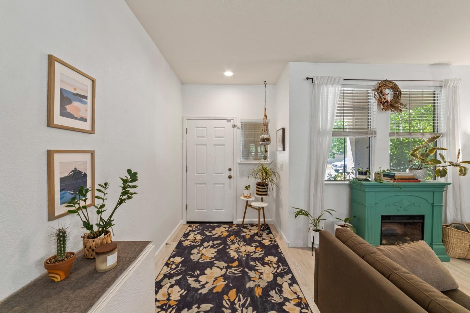 2113 Yarnell Way