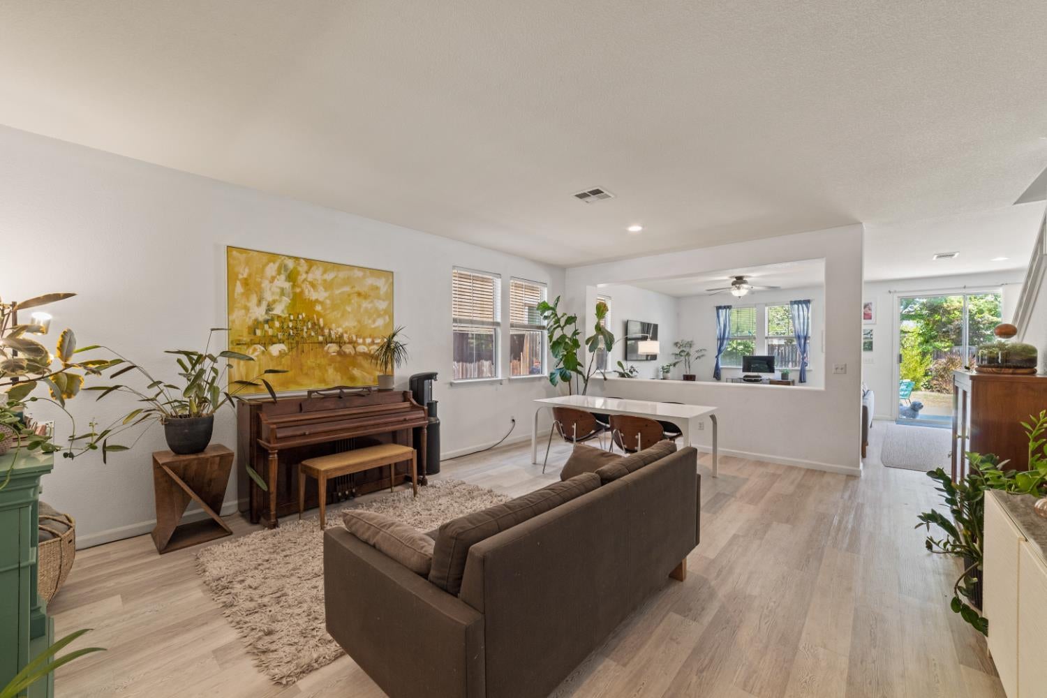 2113 Yarnell Way