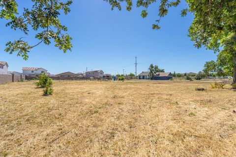 19435 East Street Woodland CA 95776