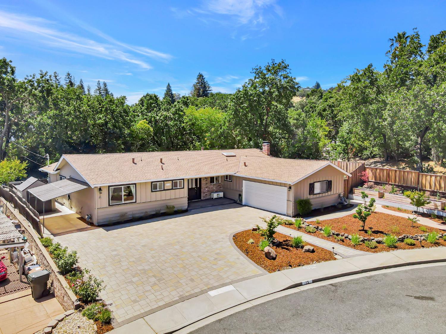 Pleasant Hill, California 94523, United States, 4 Bedrooms Bedrooms, ,3 BathroomsBathrooms,Residential,Active,188915