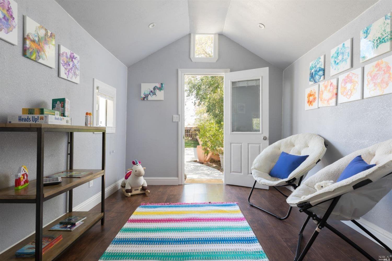 Pleasant Hill, California 94523, United States, 4 Bedrooms Bedrooms, ,3 BathroomsBathrooms,Residential,Active,188915