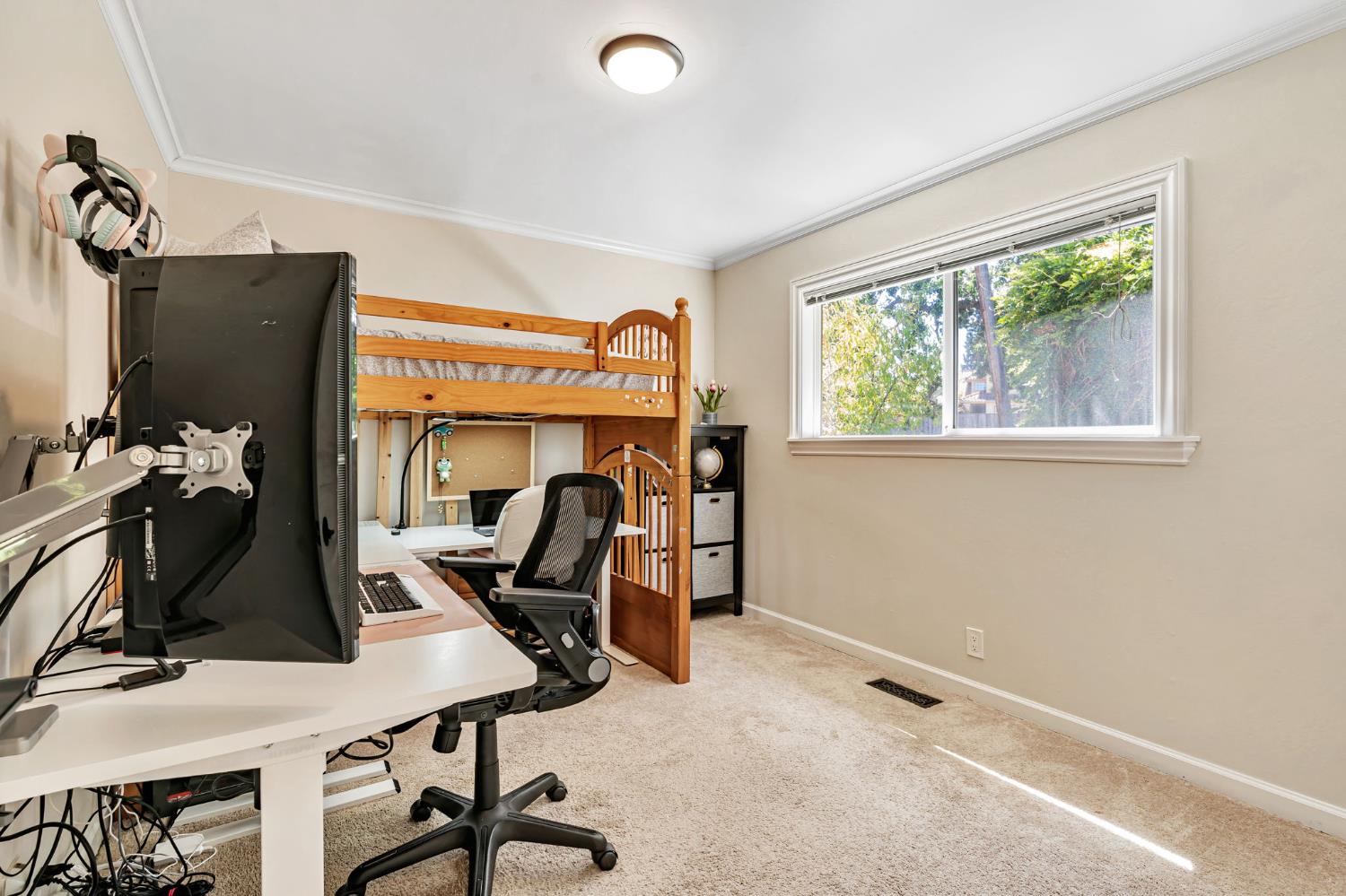 Pleasant Hill, California 94523, United States, 4 Bedrooms Bedrooms, ,3 BathroomsBathrooms,Residential,Active,188915