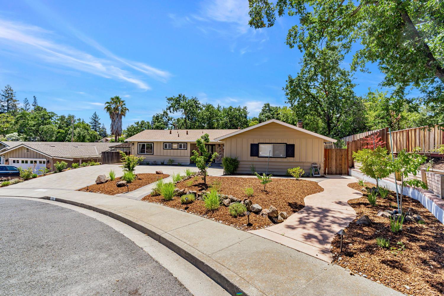 Pleasant Hill, California 94523, United States, 4 Bedrooms Bedrooms, ,3 BathroomsBathrooms,Residential,Active,188915