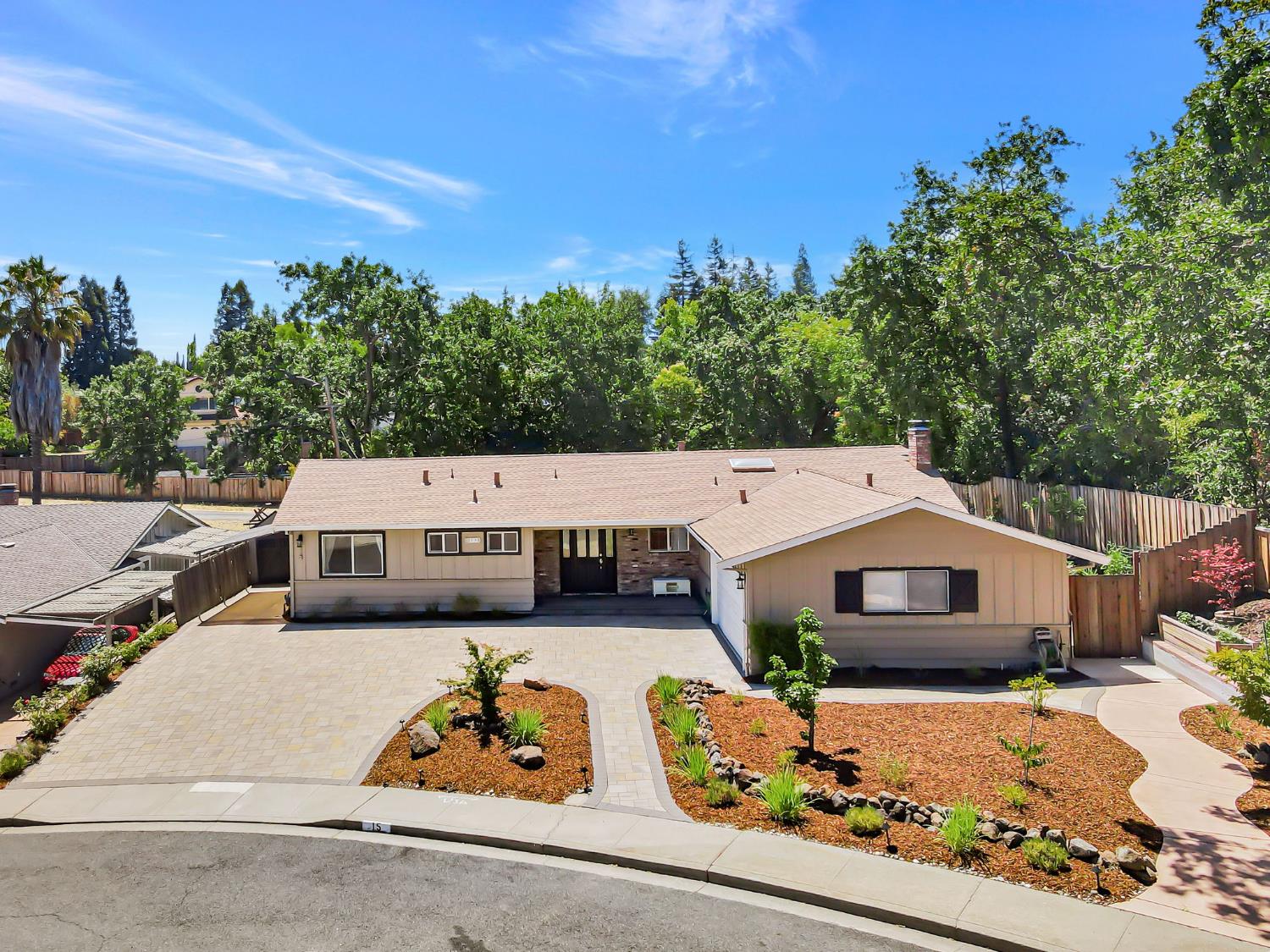 Pleasant Hill, California 94523, United States, 4 Bedrooms Bedrooms, ,3 BathroomsBathrooms,Residential,Active,188915