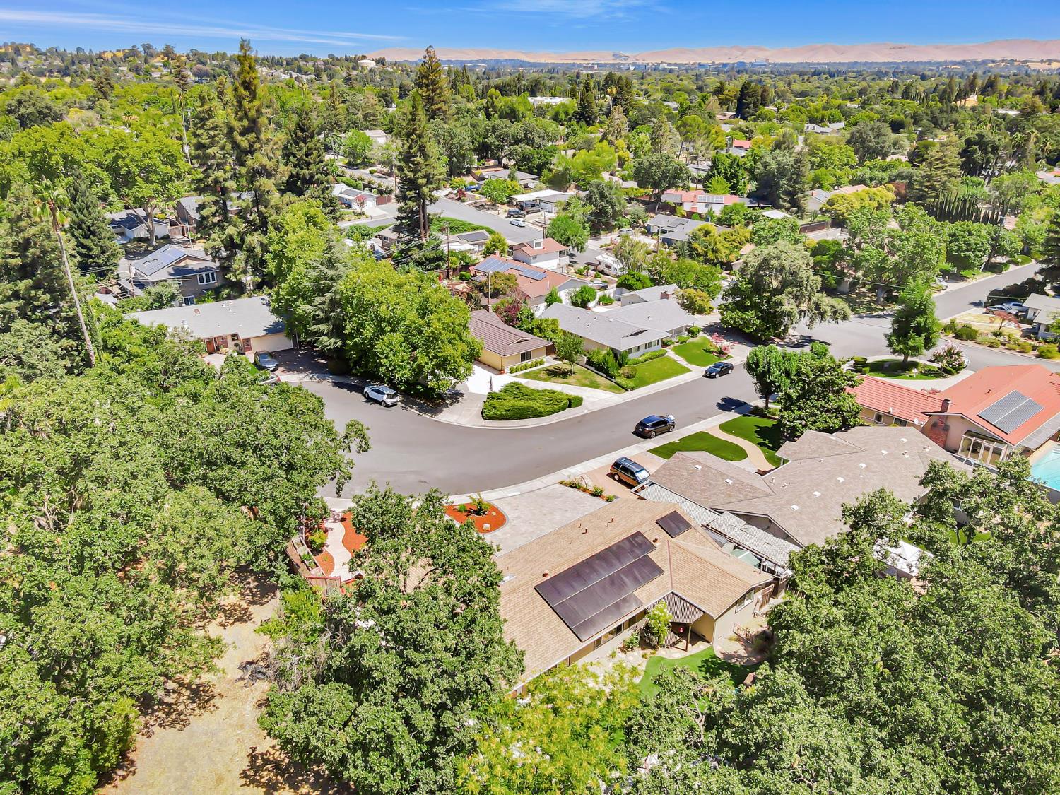 Pleasant Hill, California 94523, United States, 4 Bedrooms Bedrooms, ,3 BathroomsBathrooms,Residential,Active,188915