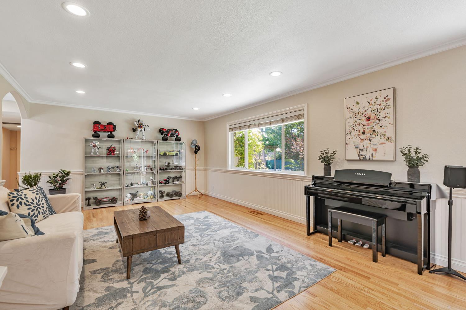 Pleasant Hill, California 94523, United States, 4 Bedrooms Bedrooms, ,3 BathroomsBathrooms,Residential,Active,188915