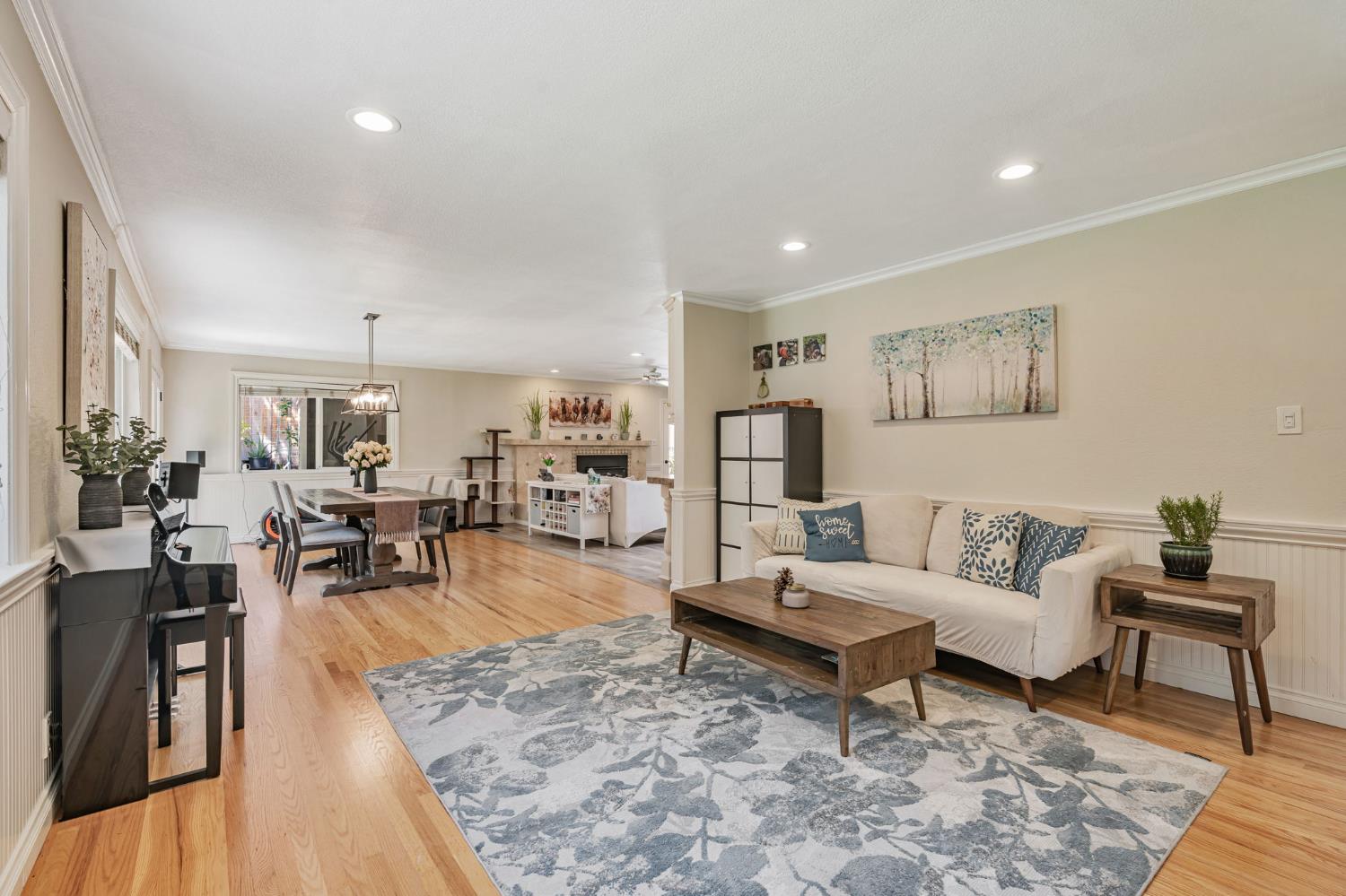 Pleasant Hill, California 94523, United States, 4 Bedrooms Bedrooms, ,3 BathroomsBathrooms,Residential,Active,188915