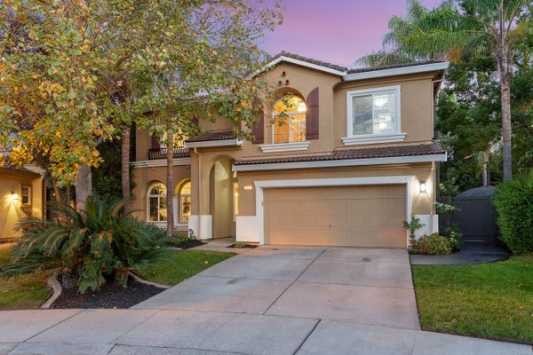 23 AGNELL CT, SACRAMENTO, CA 95835 - Image 137bb47d0ecaa8811bf02c874fe67ebb/631368695