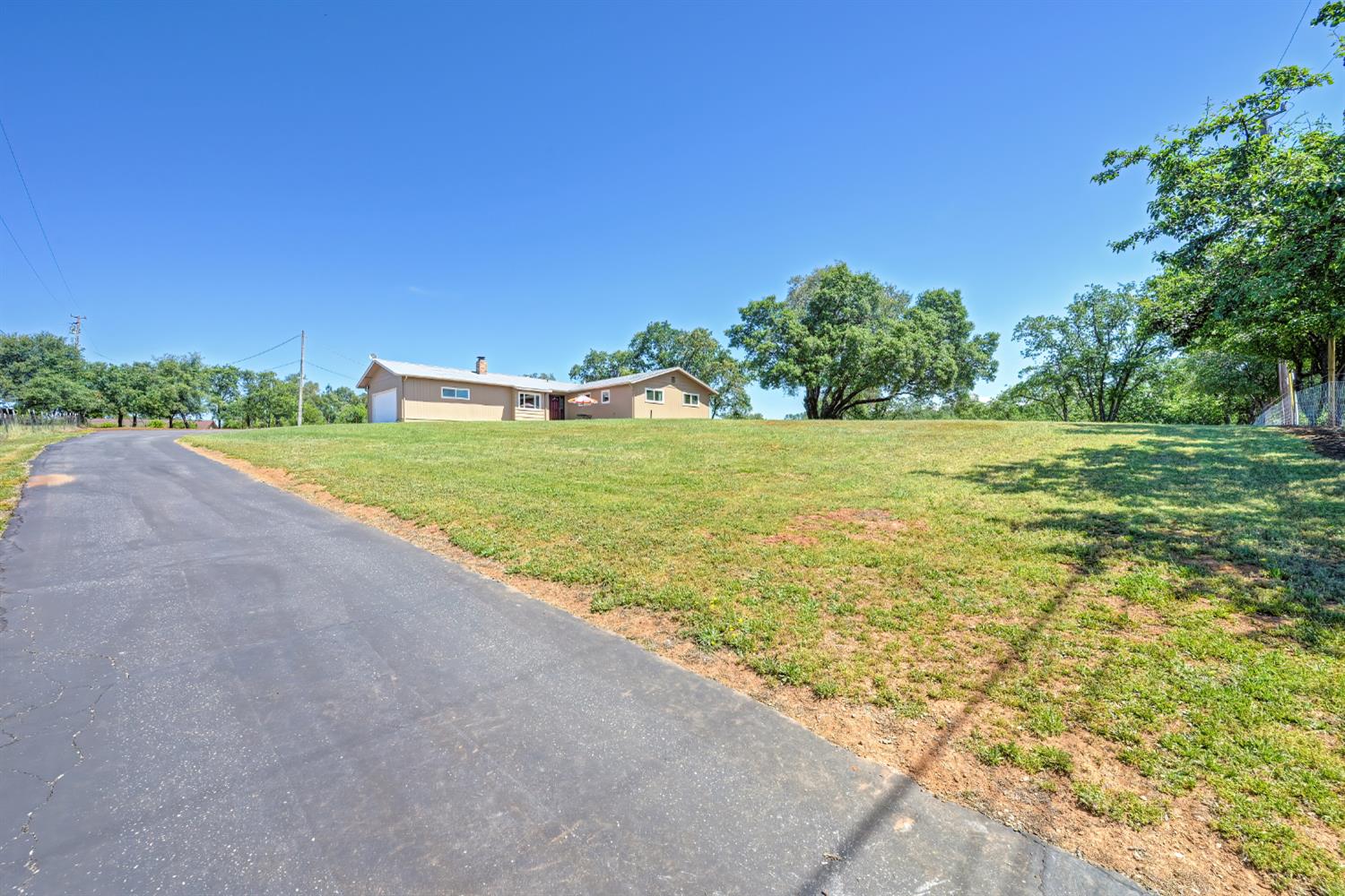 2750 Briarwood Lane