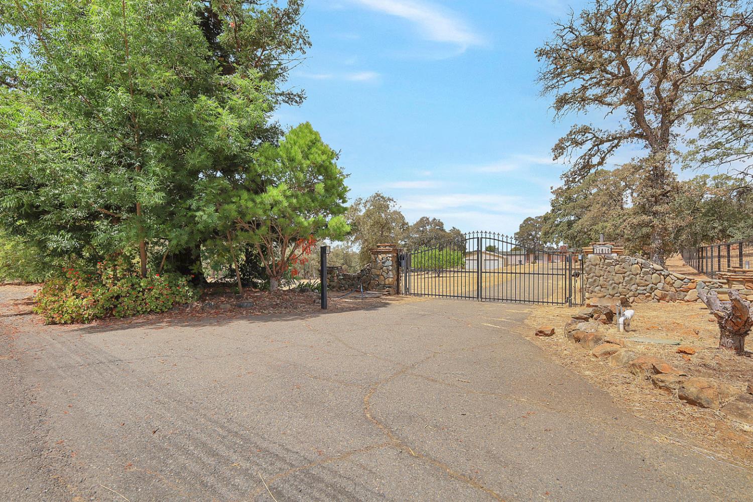 11610 Vickie Drive