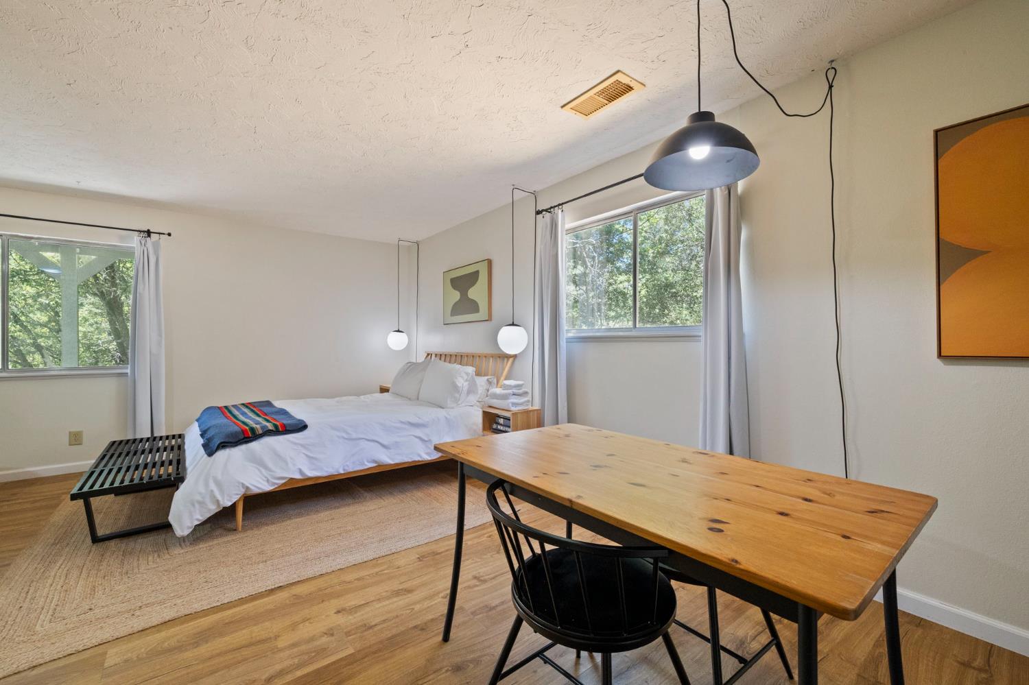 20018 Pine Mountain Drive