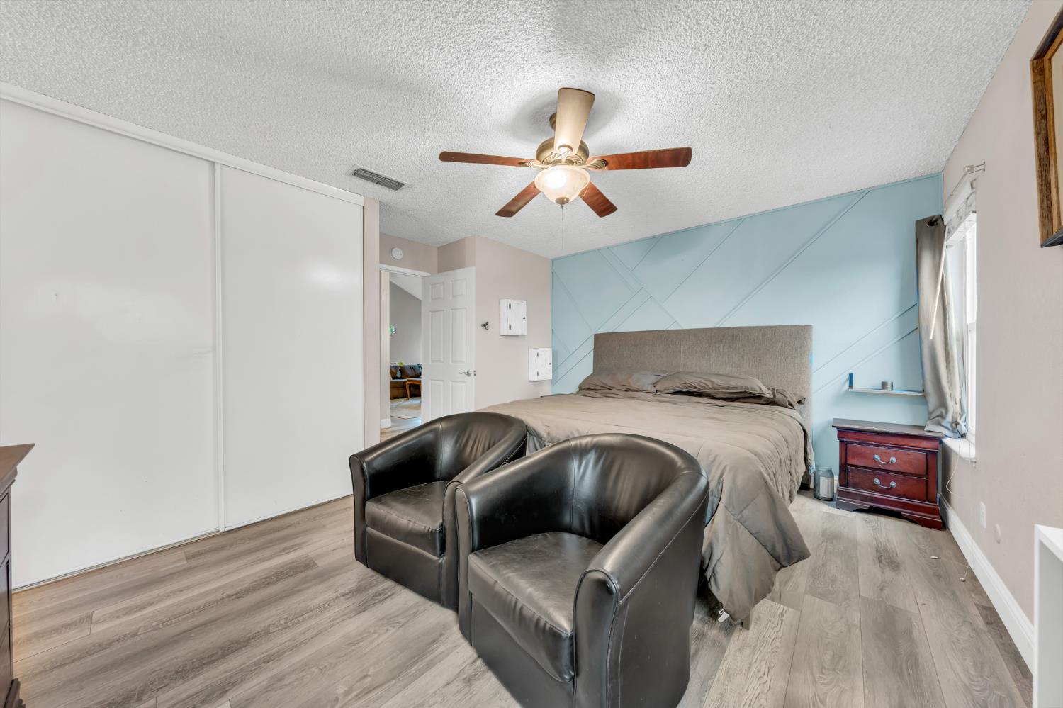 Sacramento, California 95823, United States, 3 Bedrooms Bedrooms, ,2 BathroomsBathrooms,Residential,Active,256745