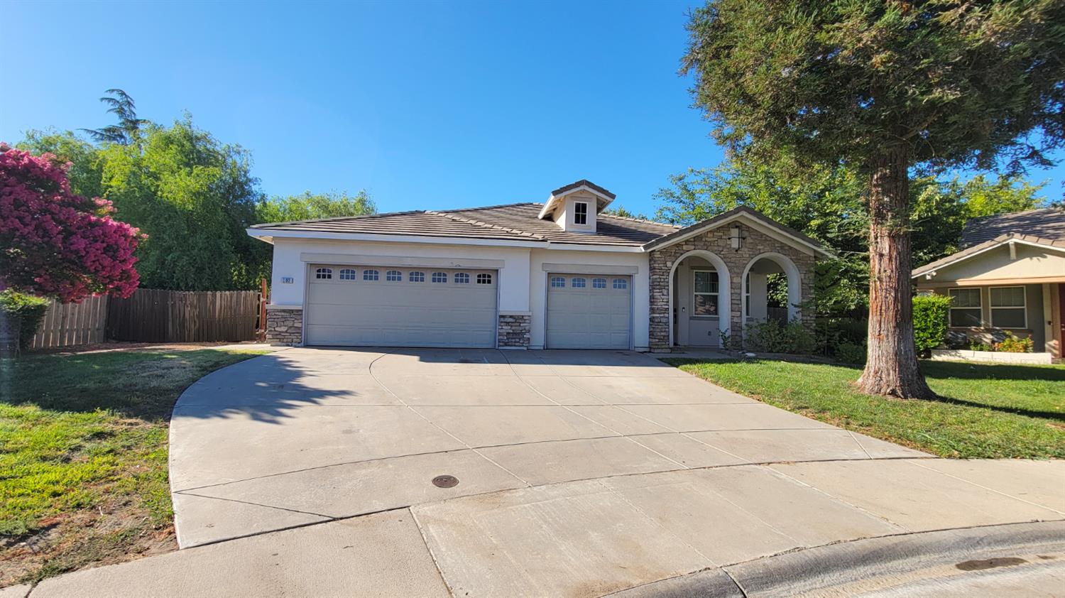 292 Tacitus Street